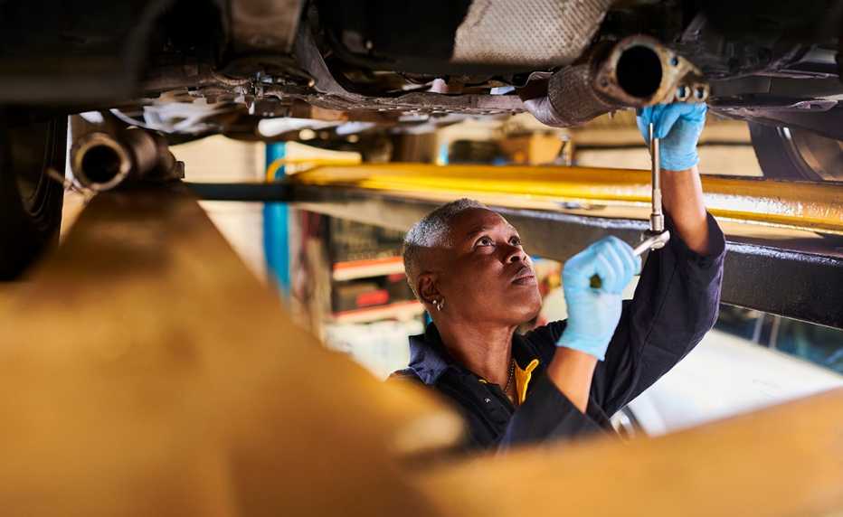 How to Spot Brake Warning Signs Before They Become Expensive